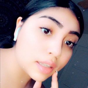 Meet your Posher, Jasmine